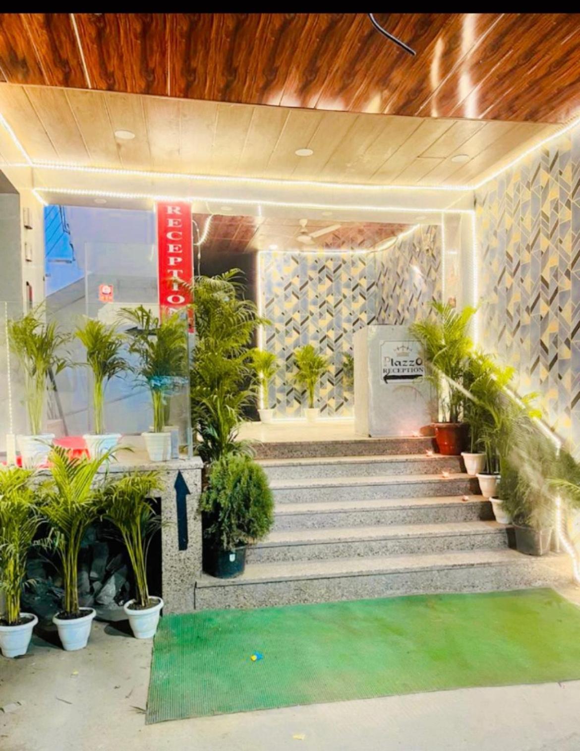 Plazzo Prime Plaza At Delhi Airport Bed and Breakfast New Delhi Eksteriør billede