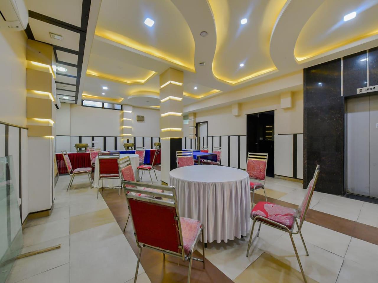 Plazzo Prime Plaza At Delhi Airport Bed and Breakfast New Delhi Eksteriør billede