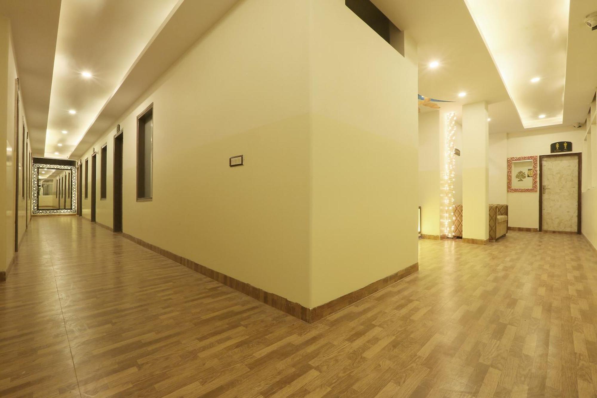 Plazzo Prime Plaza At Delhi Airport Bed and Breakfast New Delhi Eksteriør billede