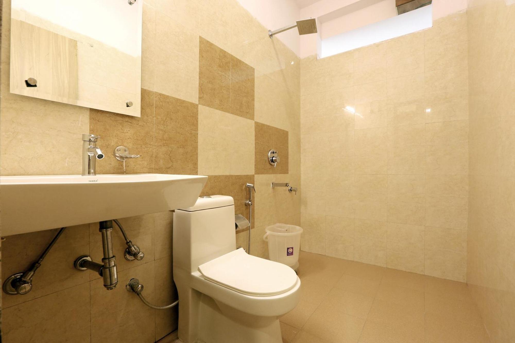 Plazzo Prime Plaza At Delhi Airport Bed and Breakfast New Delhi Eksteriør billede