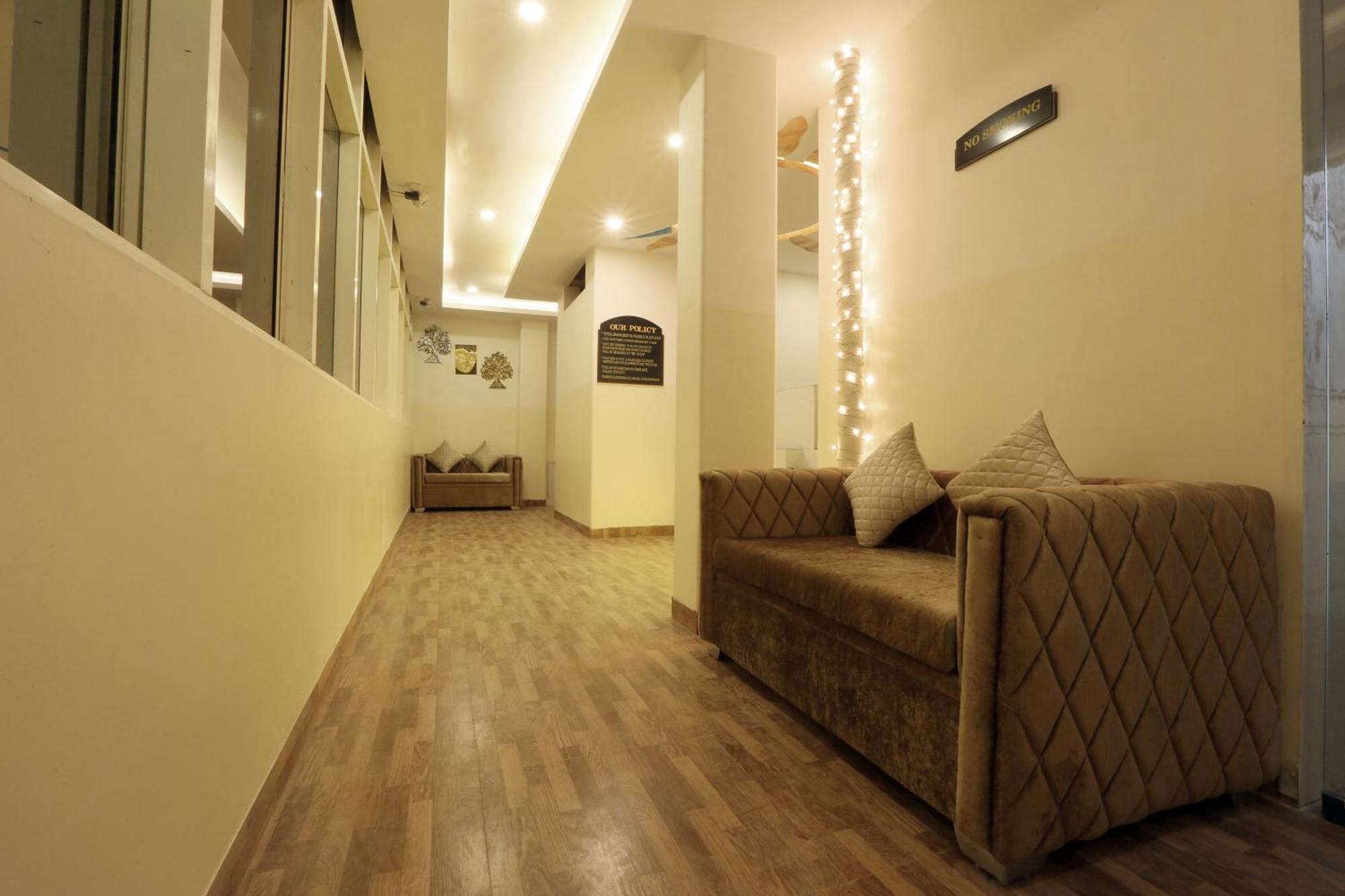 Plazzo Prime Plaza At Delhi Airport Bed and Breakfast New Delhi Eksteriør billede